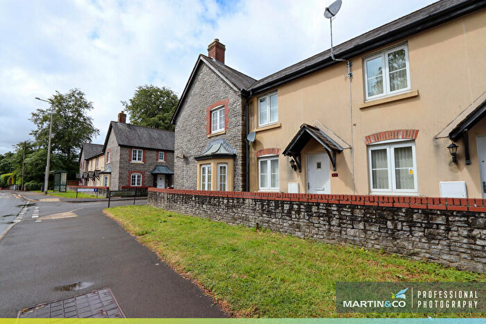 2 Bedroom Terraced House To Rent In John Fielding Gardens, Llantarnam, NP44