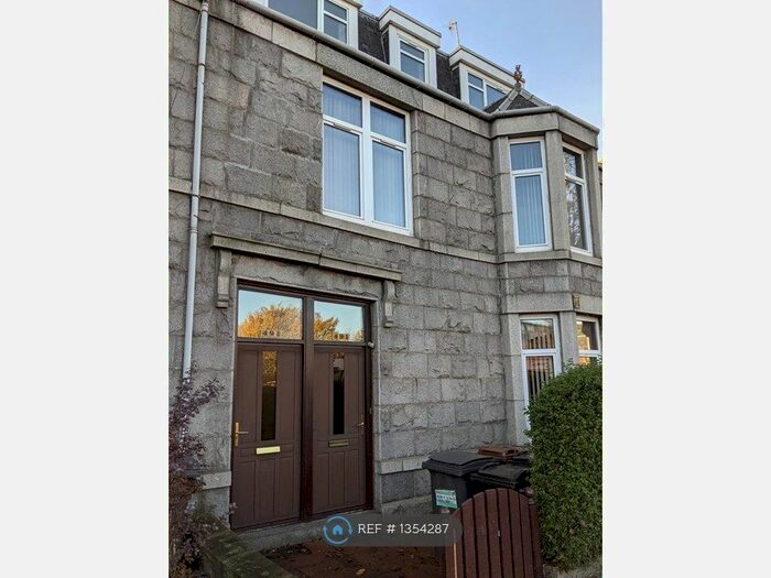 4 Bedroom Flat To Rent In King Street, Aberdeen, AB24