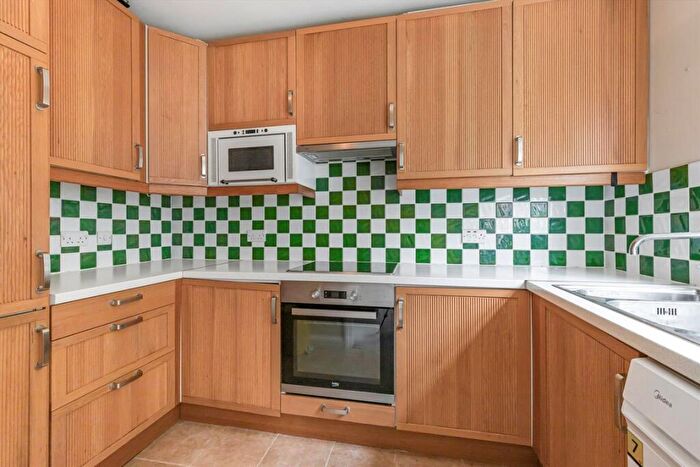 1 Bedroom Flat To Rent In Church Road, Norwood, SE19