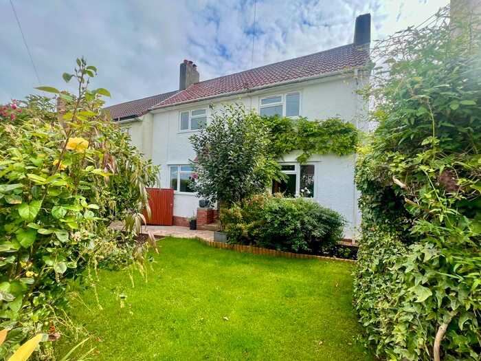 3 Bedroom End Of Terrace House For Sale In Eastcroft, Blagdon, Bristol, BS40