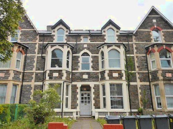 Studio To Rent In Newport Road, Cardiff, CF24