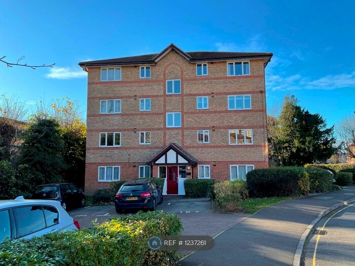 2 Bedroom Flat To Rent In Twickenham, Twickenham TW1