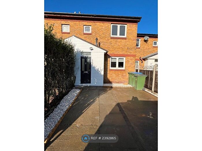 3 Bedroom Terraced House To Rent In Temple Close, London, SE28