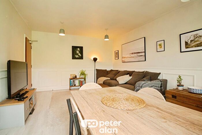 1 Bedroom Flat For Sale In Rowsby Court, Pontprennau, Cardiff, CF23
