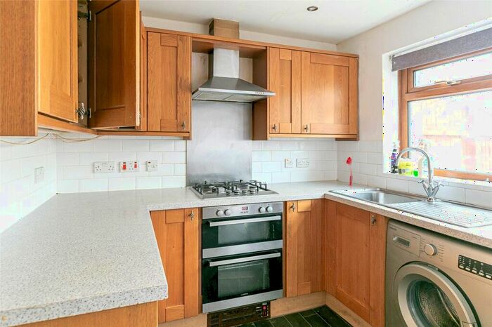 3 Bedroom Terraced House To Rent In Eighth Avenue, Bristol, BS7