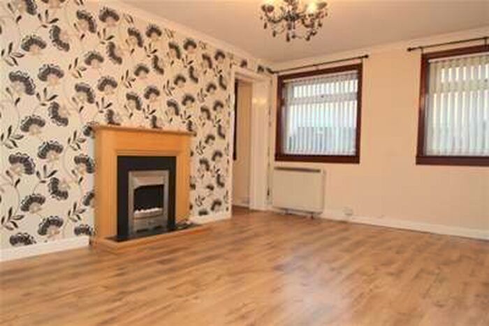 3 Bedroom Flat To Rent In Chapelle Crescent, Tillicoultry, FK13