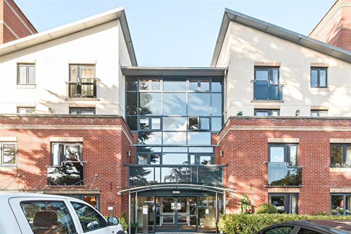1 Bedroom Retirement Property To Rent In Osbourne Lodge, Bournemouth, BH2