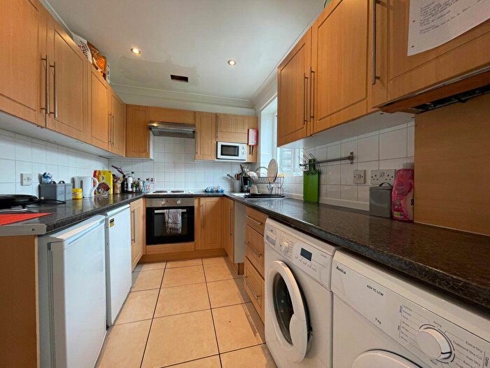 5 Bedroom House To Rent In Barcombe Road -, P12