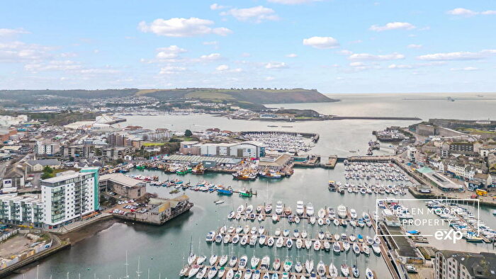 2 Bedroom Apartment For Sale In Marrowbone Slip, Barbican, Plymouth, PL4