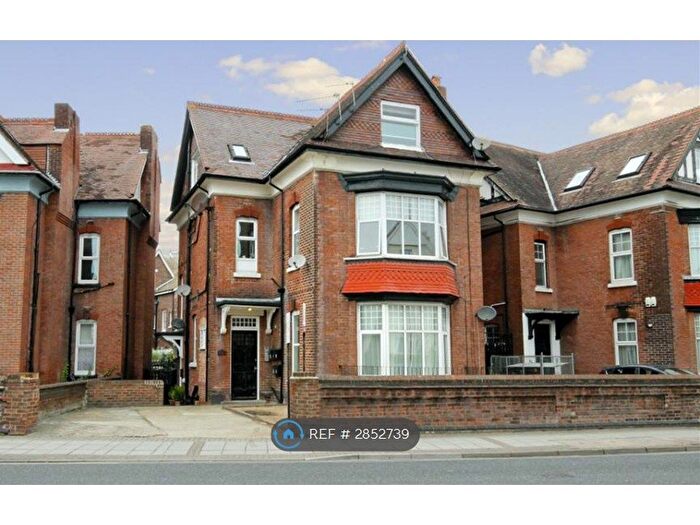 1 Bedroom Flat To Rent In Victoria Road North, Portsmouth, PO5