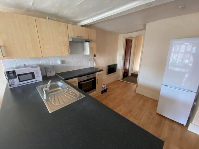 2 Bedroom Flat To Rent In St. Dunstans Street, Canterbury, CT2