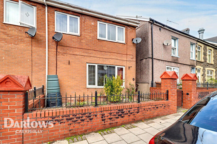 4 Bedroom Semi-Detached House For Sale In High Street, Caerphilly, CF83