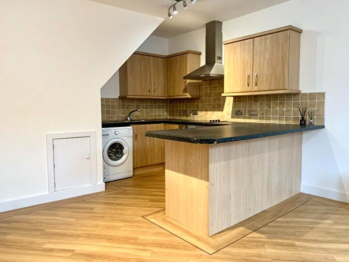 3 Bedroom Flat To Rent In St. Marys Road, Liverpool, Merseyside, L19