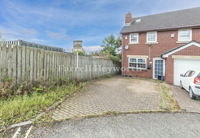 2 Bedroom House To Rent In Dunkirk Mews, Leyland, PR25