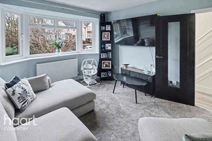 3 Bedroom Semi Detached House For Sale In Glendower Avenue, Coventry, CV5