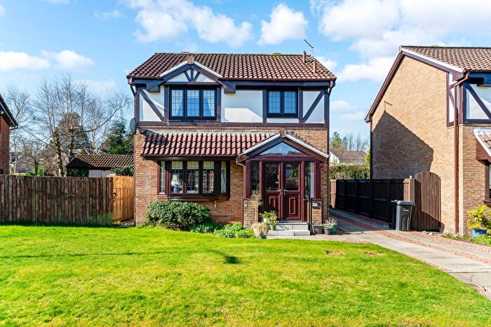 3 Bedroom Detached House For Sale In Whitelea Avenue, Kilmacolm, PA13