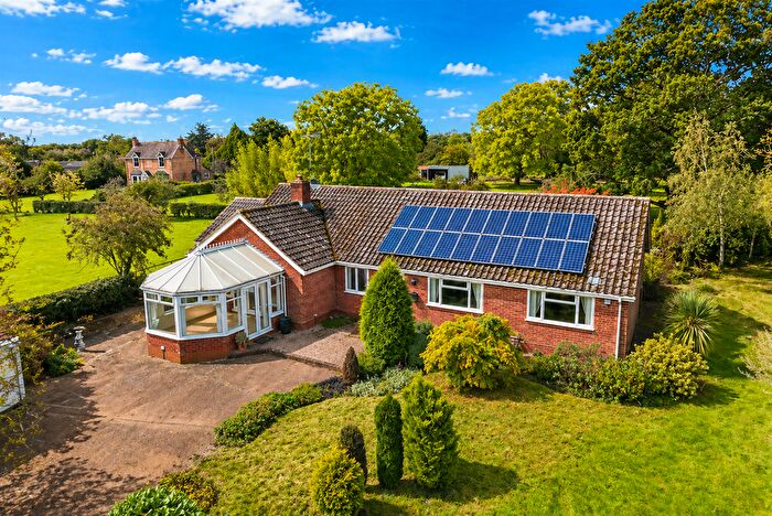 5 Bedroom Bungalow To Rent In Orchard Dene, Ankerdine Road, Lower Broadheath, Worcester, WR2