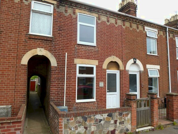 3 Bedroom Terraced House To Rent In St Andrews Road, Gorleston, Great Yarmouth, NR31