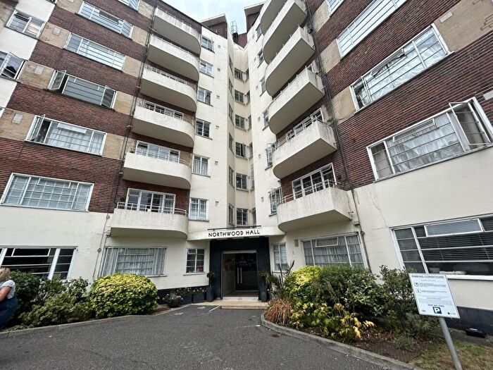 2 Bedroom Flat To Rent In Northwood Hall, Hornsey Lane, London, N6