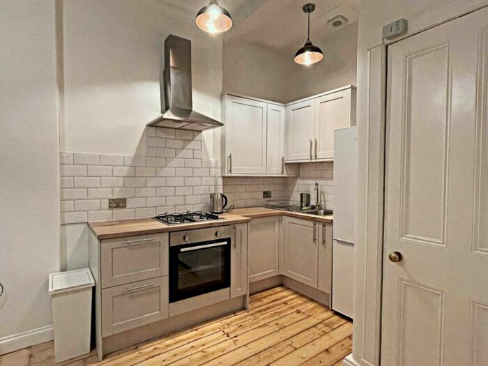 1 Bedroom Flat To Rent In Comely Bank Row, Stockbridge, Edinburgh, EH4