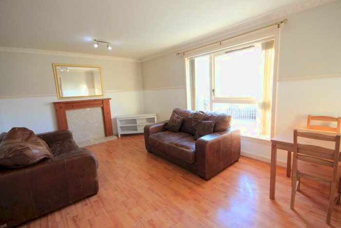 2 Bedroom Flat To Rent In Appin Crescent, Denniston - Available Th January - Limited Vieiwngs Available, G31