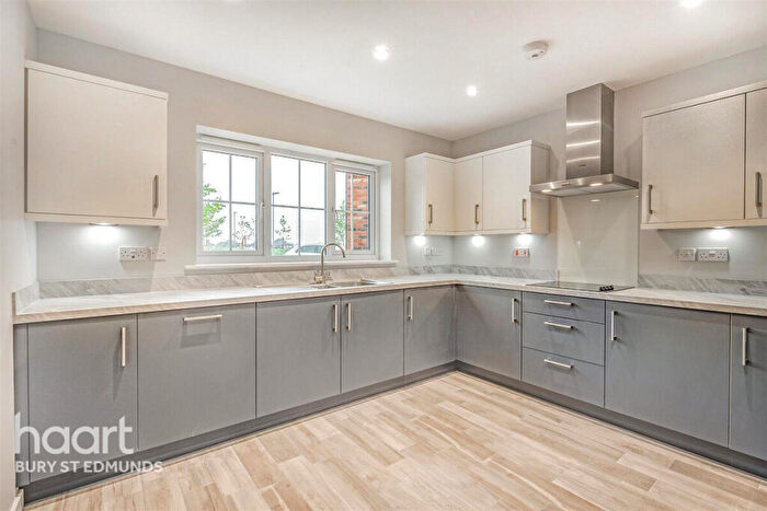 4 Bedroom Detached House For Sale In Meadow Rise, Bacton, IP14