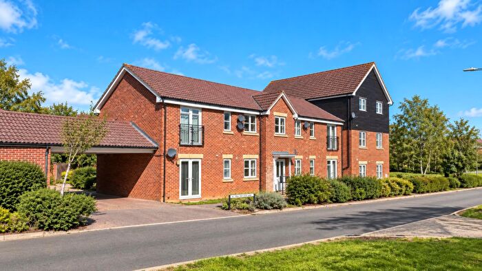 1 Bedroom Apartment For Sale In Otterburn Crescent, Oakhill, Milton Keynes, MK5