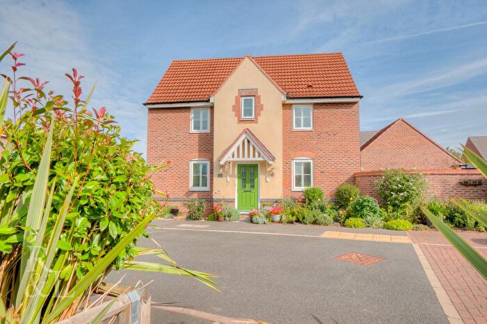 3 Bedroom Detached House For Sale In Meadow Crescent, Cotgrave, Nottingham, NG12