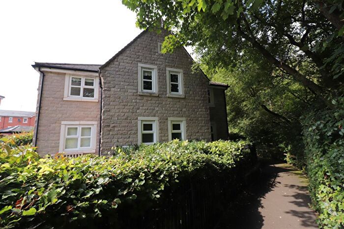 2 Bedroom House To Rent In Brookside Walk, Bolton, BL1