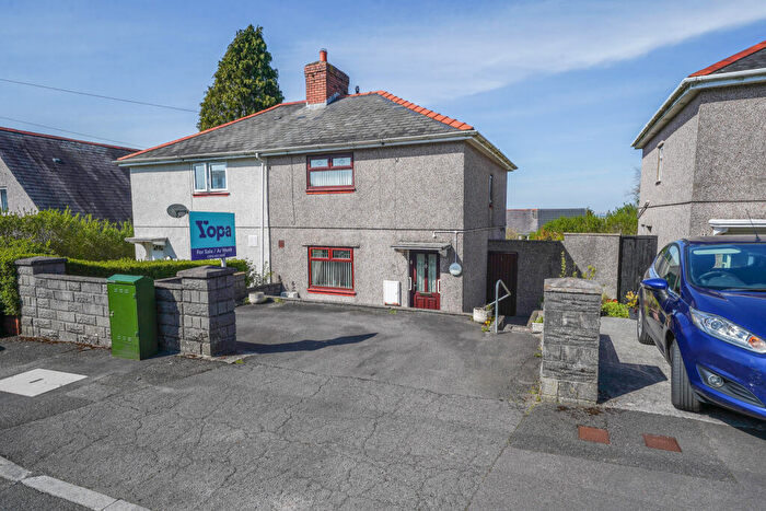 2 Bedroom Semi-Detached House For Sale In Goronwy Road, Swansea, SA2