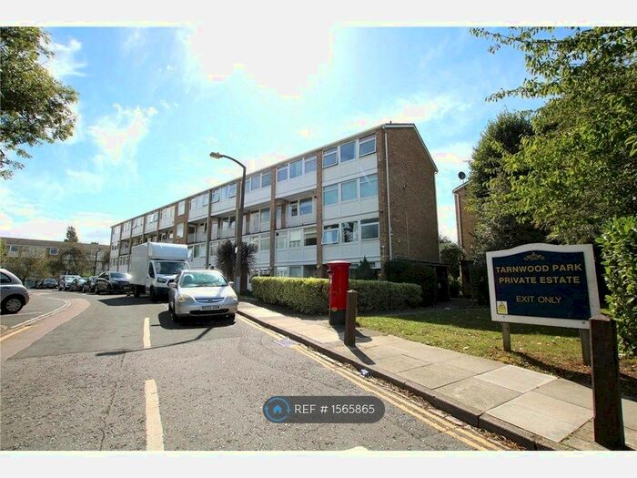 3 Bedroom Flat To Rent In Eltham, London, SE9