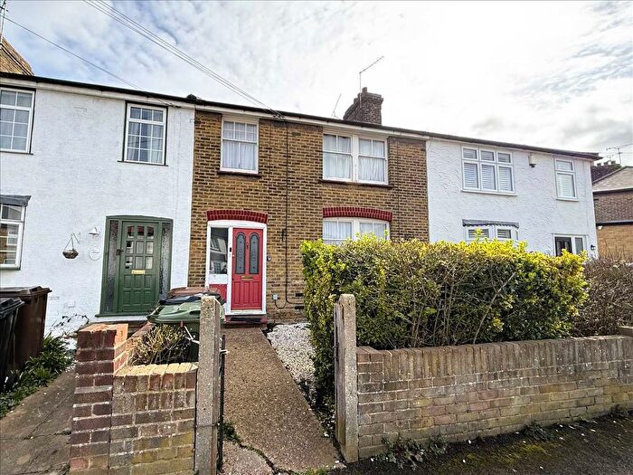 3 Bedroom Terraced House For Sale In Trebble Road, Swanscombe, DA10
