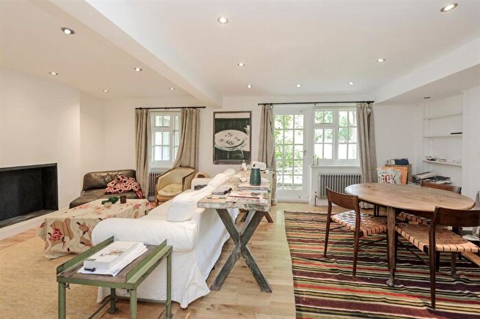 2 Bedroom Flat For Sale In Greville Place, St John's Wood, NW6