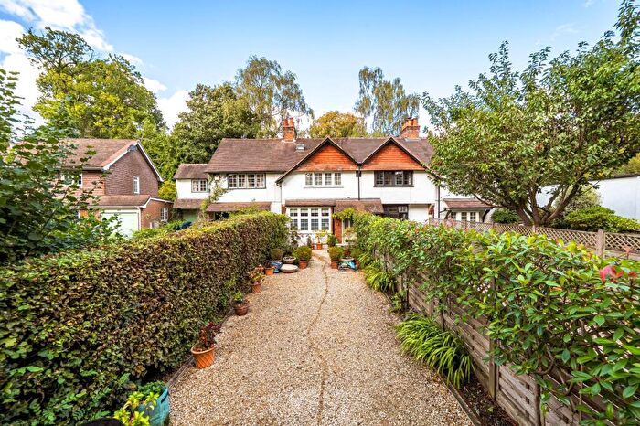 2 Bedroom Terraced House For Sale In Scotland Lane, Haslemere, GU27