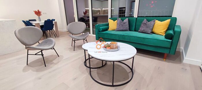 3 Bedroom Flat To Rent In Holland House, Parrs Way, London, W6