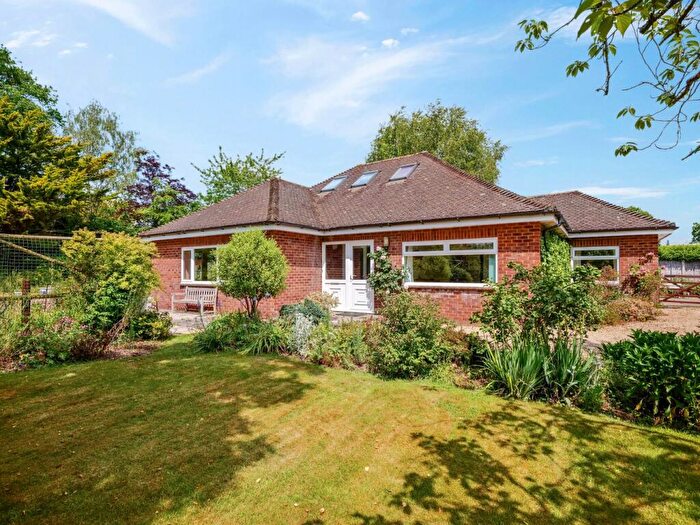 3 Bedroom Detached Bungalow For Sale In Warborne Lane, Portmore, Lymington, SO41