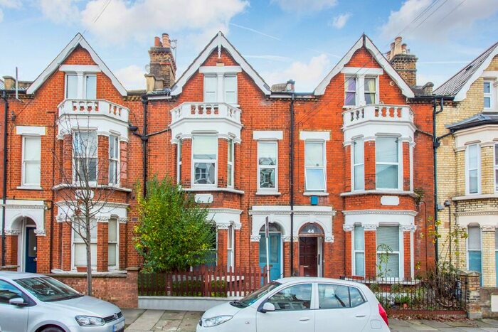 1 Bedroom Flat To Rent In Hemberton Road, London, SW9