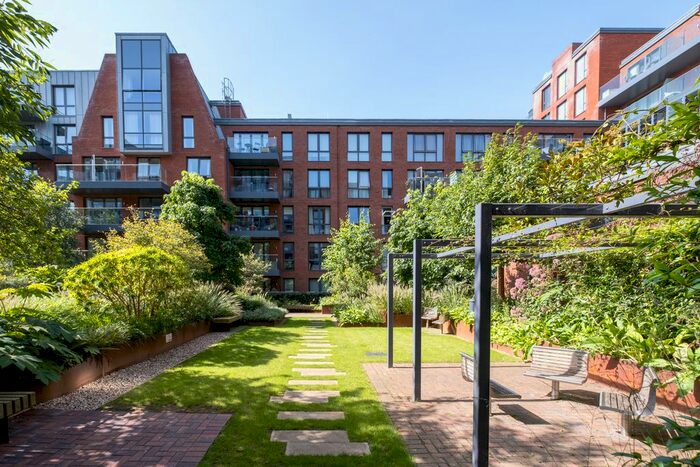 1 Bedroom Flat To Rent In Gaumont Place, London, SW2