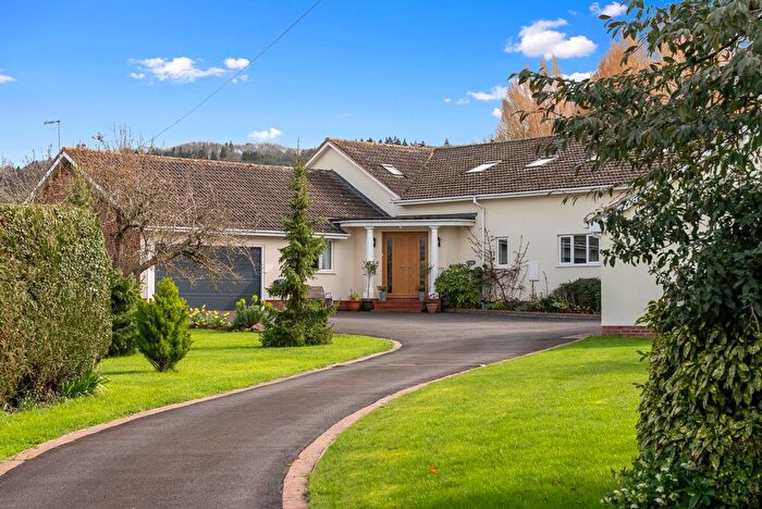 5 Bedroom Detached House For Sale In Russell Street, Great Comberton, WR10