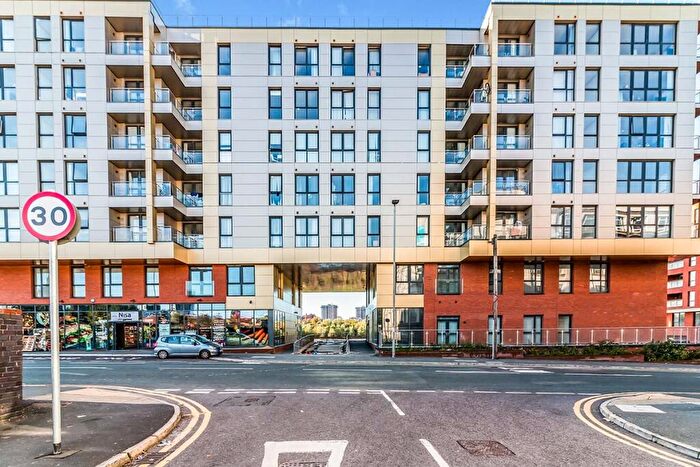 1 Bedroom Apartment To Rent In Adelphi Street, Salford, Greater Manchester, M3