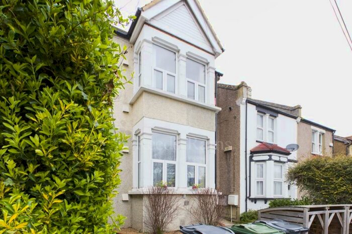 1 Bedroom Flat To Rent In Highfield Road, Dartford, DA1