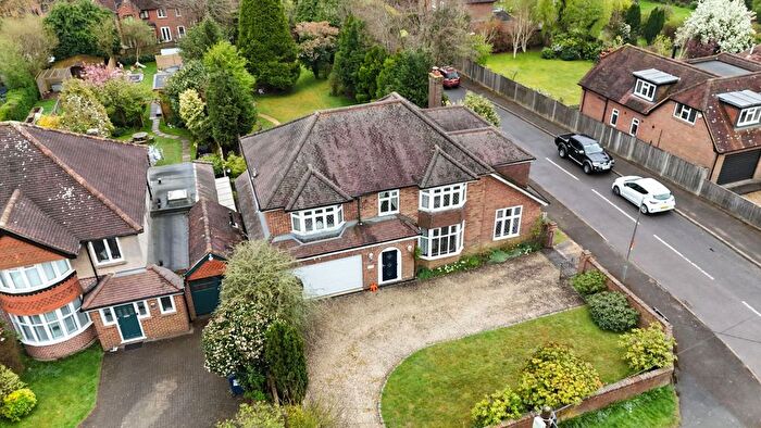 5 Bedroom Detached House For Sale In Botley Road, Chesham, HP5