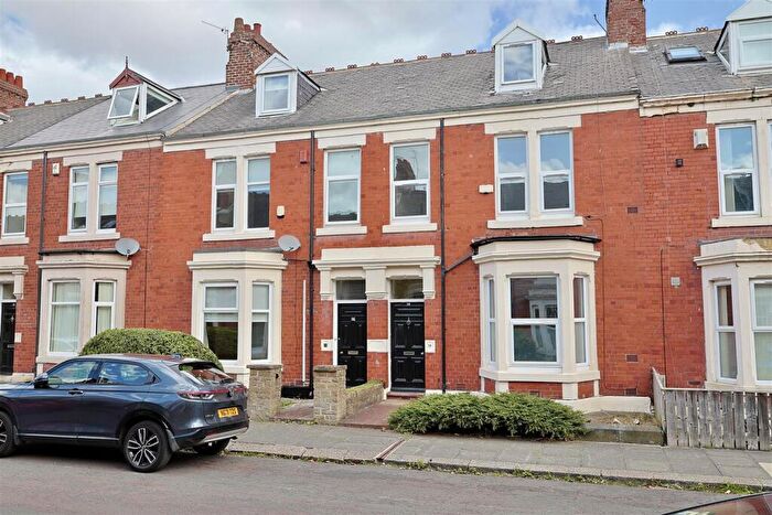 5 Bedroom Terraced House To Rent In Sunbury Avenue, West Jesmond, Newcastle Upon Tyne, NE2
