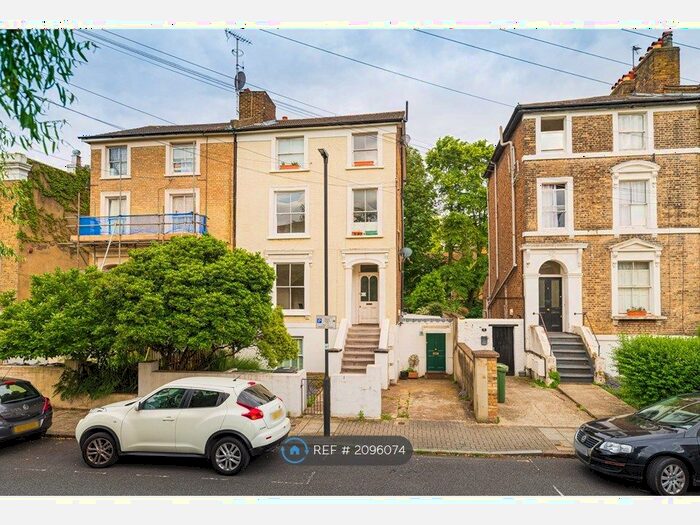 2 Bedroom Flat To Rent In Chaucer Road, London, SE24