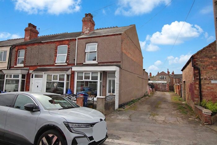 2 Bedroom End Terrace House For Sale In Whites Road, Cleethorpes, DN35