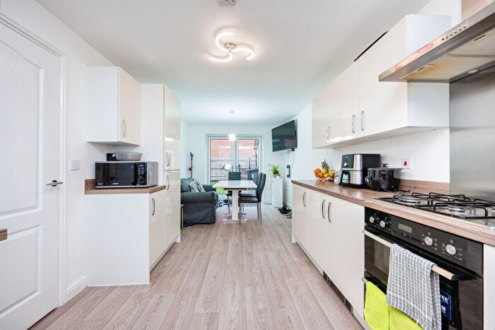 5 Bedroom Detached House For Sale In Corncroft Leys, Houghton Conquest, Bedford, MK45