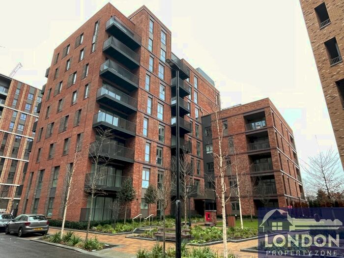 2 Bedroom Flat To Rent In Mary Neuner Road, Wood Green, N8