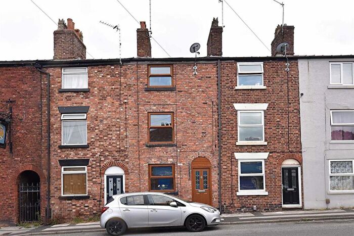 3 Bedroom Terraced House For Sale In Bond Street, Macclesfield, SK11