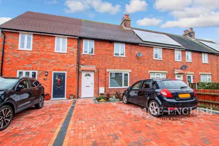 3 Bedroom Terraced House To Rent In St. Annes Road, Colchester, CO4