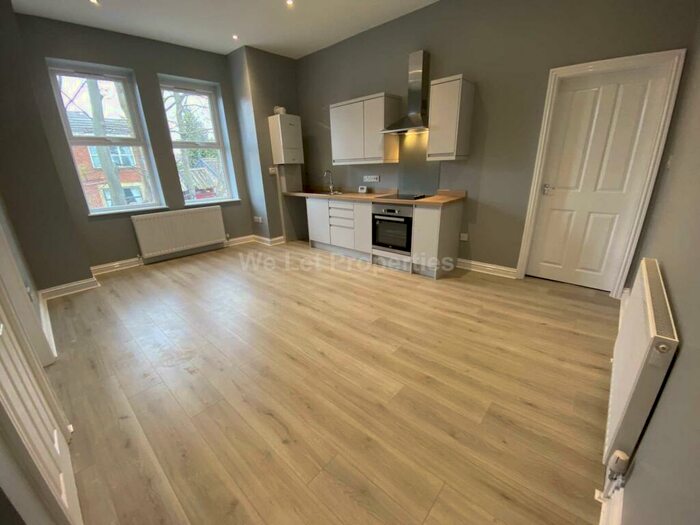 2 Bedroom Apartment To Rent In Manchester Road, Audenshaw, M34